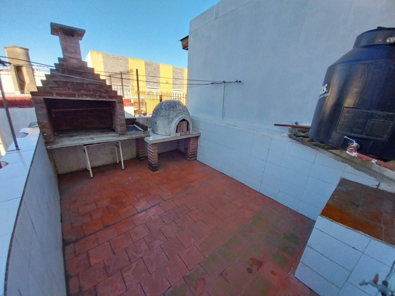 DEPARTAMENTO EN VENTA EN MAR DE AJO CON BALCON CON VISTA AL MAR CON GAS NATURAL CONECTADO