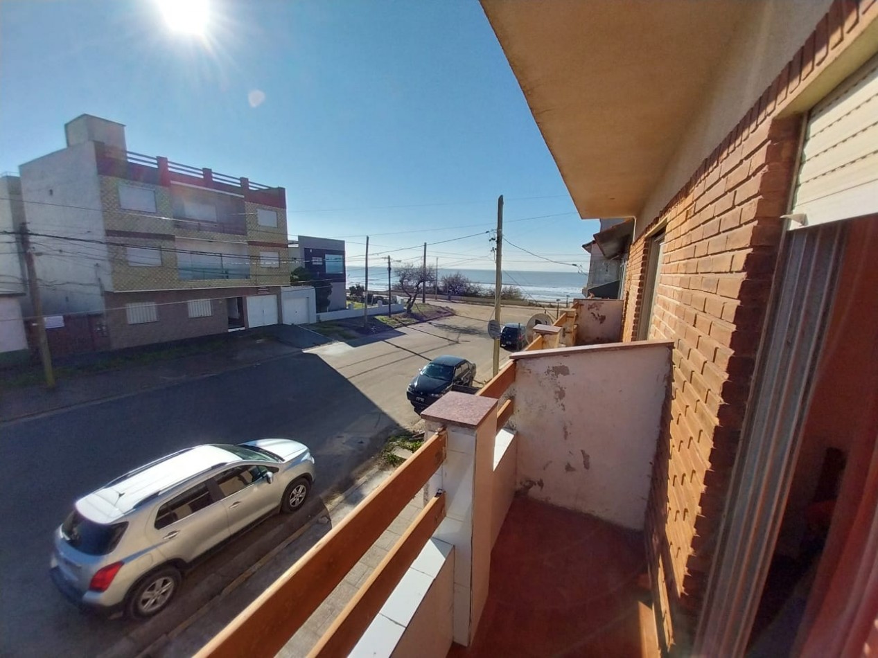 DEPARTAMENTO EN VENTA EN MAR DE AJO CON BALCON CON VISTA AL MAR CON GAS NATURAL CONECTADO