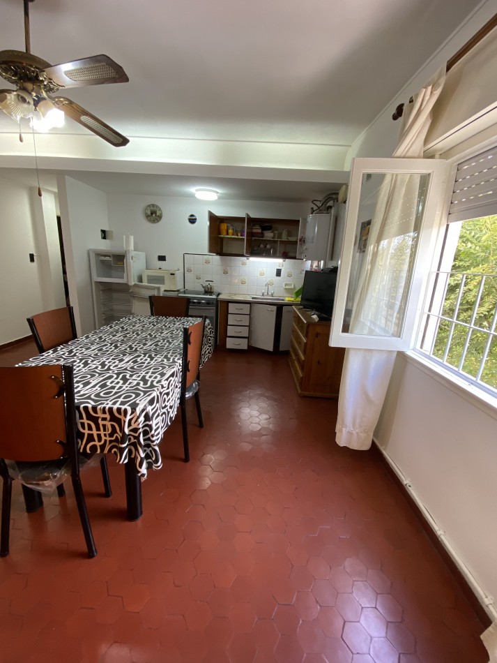 DEPARTAMENTO EN VENTA EN MAR DE AJO 2 AMBIENTES CON GAS NATURAL CENTRO DE MAR DE AJO