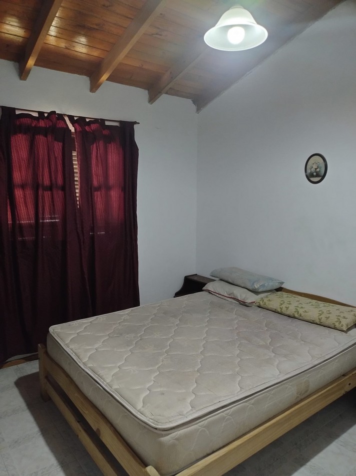 CASA EN VENTA EN COSTA AZUL DOS HABITACIONES ESPACIO VERDE PATIO CON PARRILLA