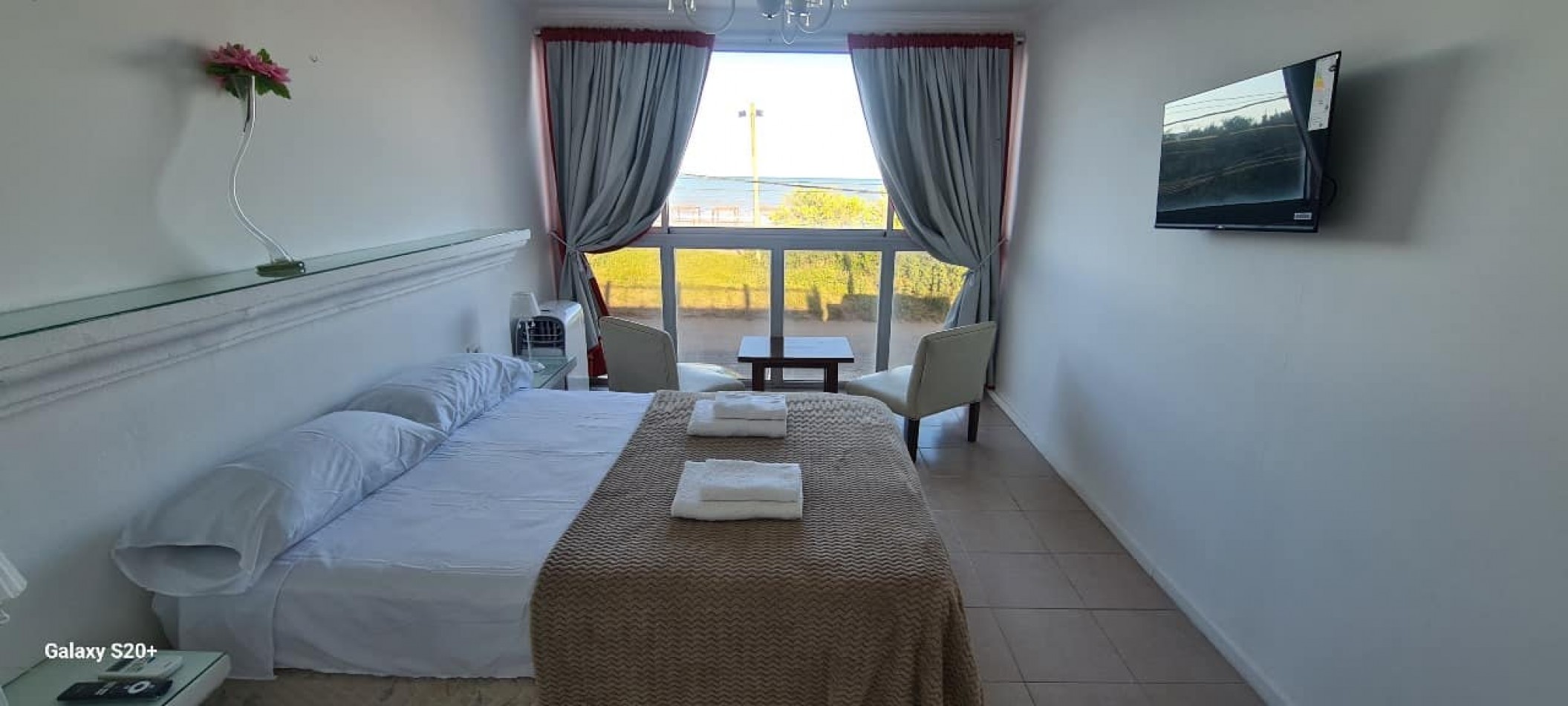 BLOCK CASA 4 DEPTOS FRENTE AL MAR COSTA AZUL CON SUM Y SOLARIUM
