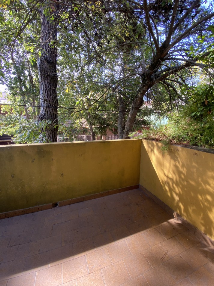 PH TIPO CASA EN VENTA EN SAN BERNARDO CON GAS NATURAL DOS HABITACIONES ENTRADA VEHICULAR PROPIA