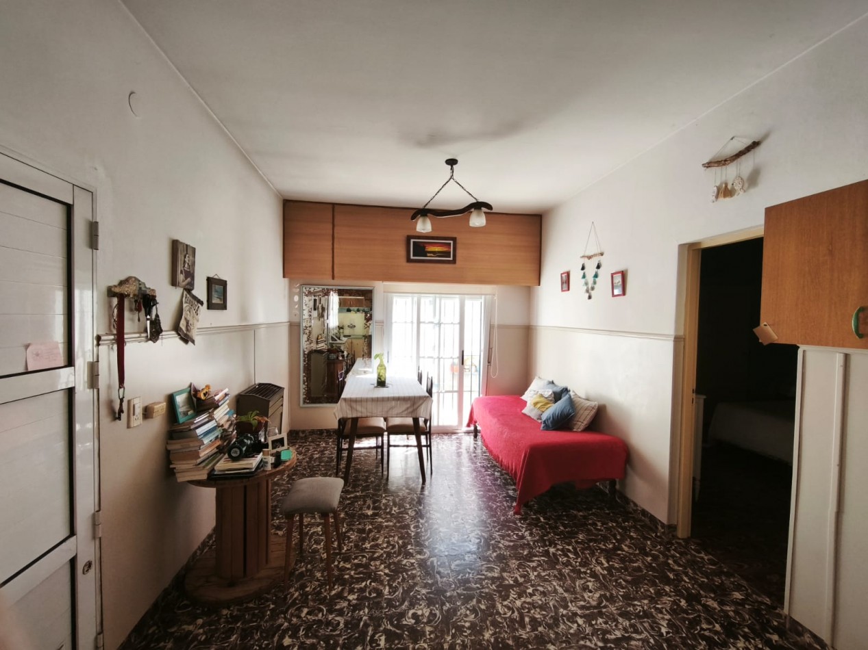 DEPARTAMENTO EN VENTA EN MAR DE AJO A 50MTS DEL MAR CON GAS NATURAL CONECTADO MUY LUMINOSO TODO PLANTA BAJA