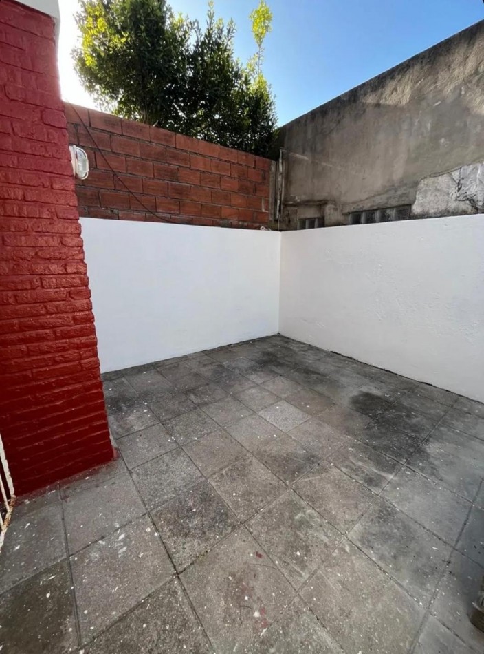 DEPARTAMENTO EN VENTA EN SAN BERNARDO PLANTA BAJA MONOAMBIENTE AMPLIO CON PATIO MUY LUMINOSO