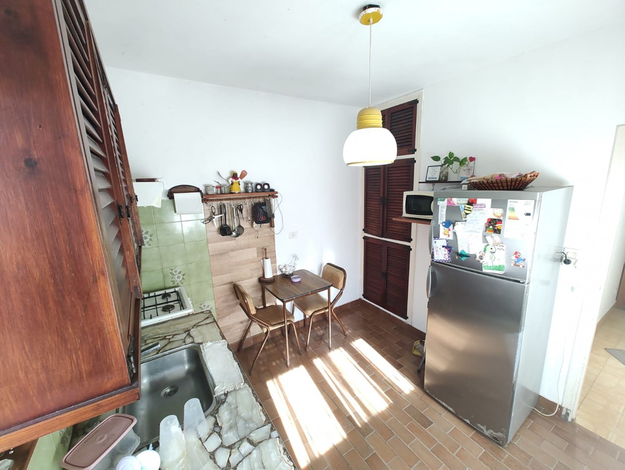 DEPARTAMENTO TRES AMBIENTES EN VENTA EN MAR DE AJO CON GAS NATURAL COCHERA 