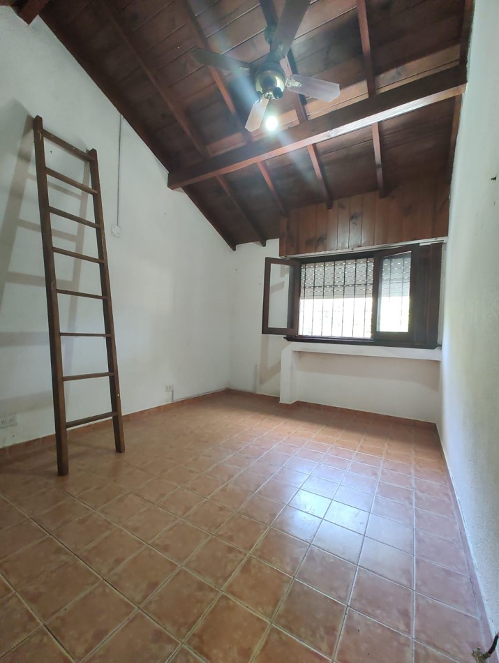 DUPLEX EN VENTA EN MAR DE AJO BARRIO SAN RAFAEL GAS NATURAL CONECTADO ENTRADA VEHICULAR 300MTS DEL MAR