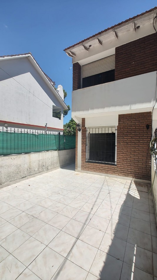 DUPLEX EN VENTA EN MAR DE AJO BARRIO SAN RAFAEL GAS NATURAL CONECTADO ENTRADA VEHICULAR 300MTS DEL MAR