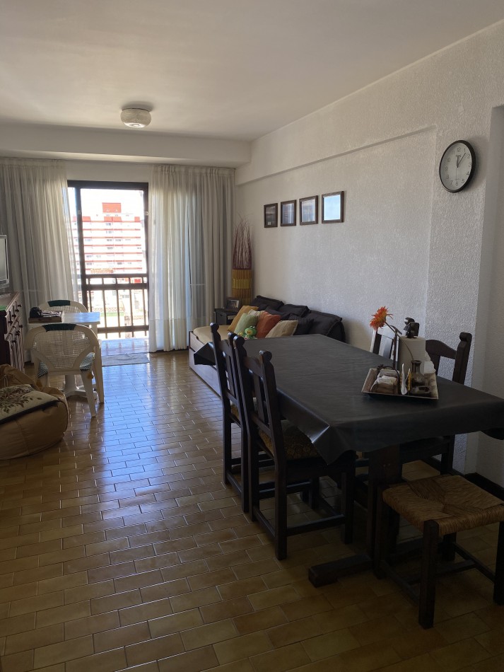 Departamento En Venta En Mar De Ajo Tres Ambientes Frente Al Mar Todos Los Ambientes Miran Al Mar 2 Habitaciones Excelente Estado General