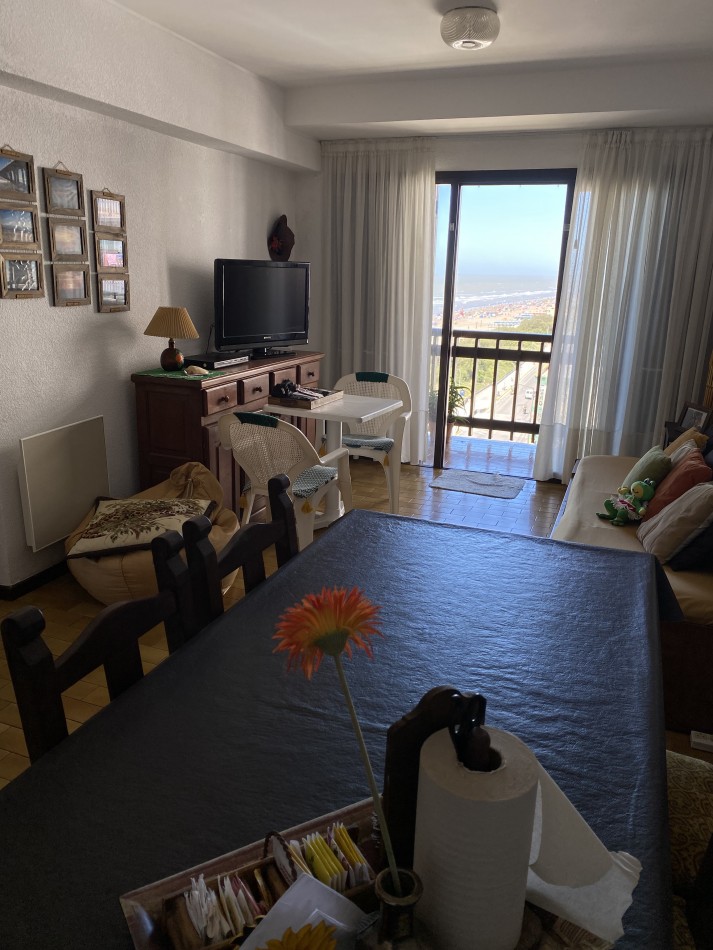Departamento En Venta En Mar De Ajo Tres Ambientes Frente Al Mar Todos Los Ambientes Miran Al Mar 2 Habitaciones Excelente Estado General
