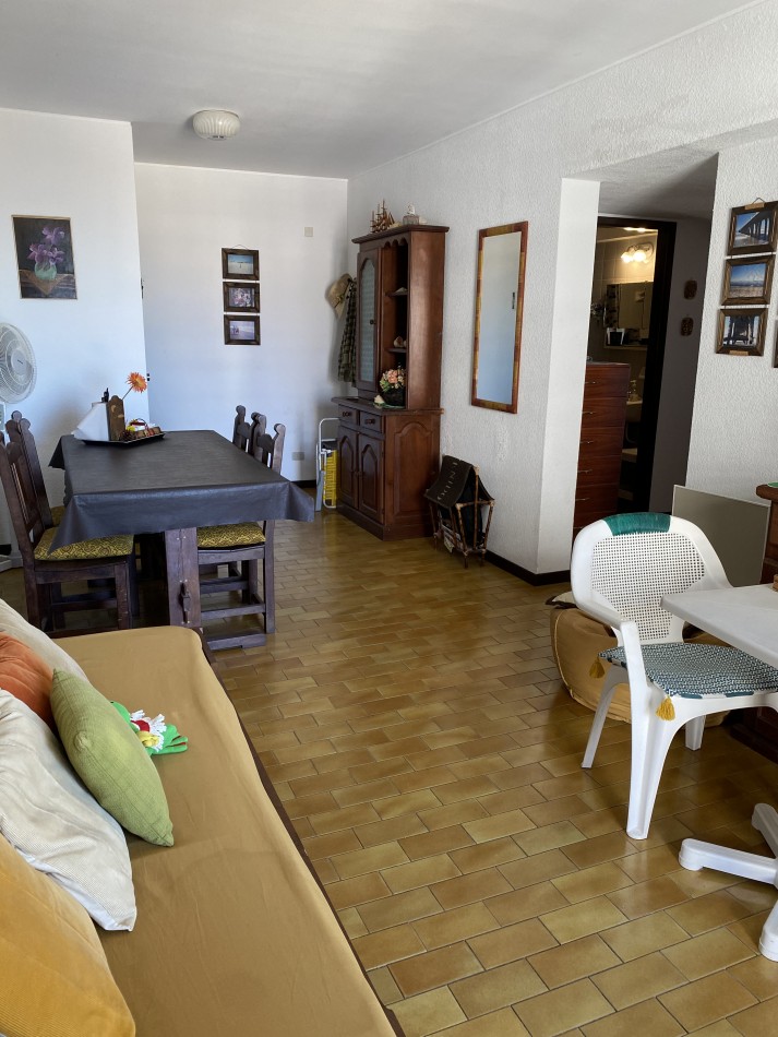 Departamento En Venta En Mar De Ajo Tres Ambientes Frente Al Mar Todos Los Ambientes Miran Al Mar 2 Habitaciones Excelente Estado General