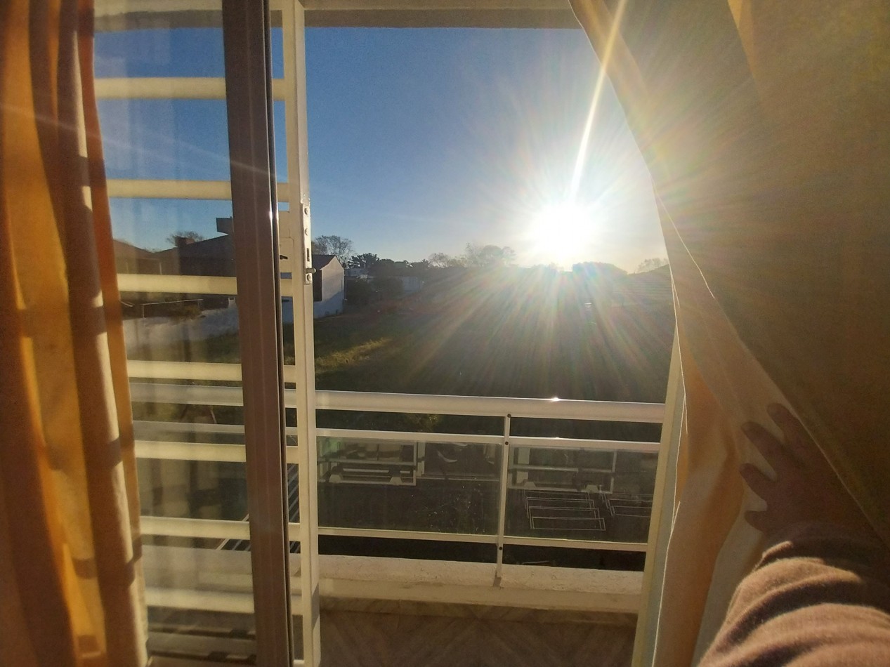 Departamento En Venta En Mar De Ajo Tres Ambientes Dos Habiaciones Primer Piso Terraza Espacio Vehicular A Estrenar