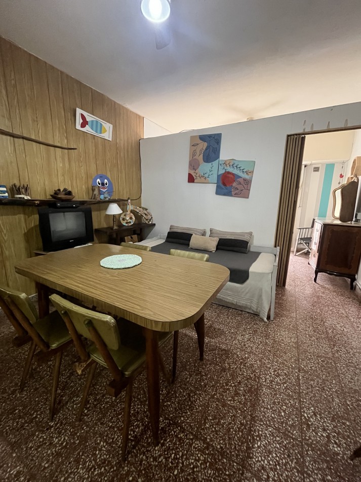 Monoambiente en venta Con Gas Primer Piso A La Calle Mar De Ajo a 1 cuadra de COTO