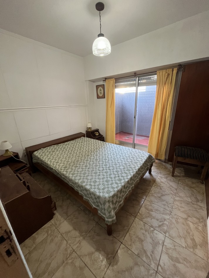 Departamento 2 Ambientes Centro De Mar De Ajo A 100mts Del Mar Primer Piso Con Ascensor Con Amplio Patio Cerrado Y Parrilla