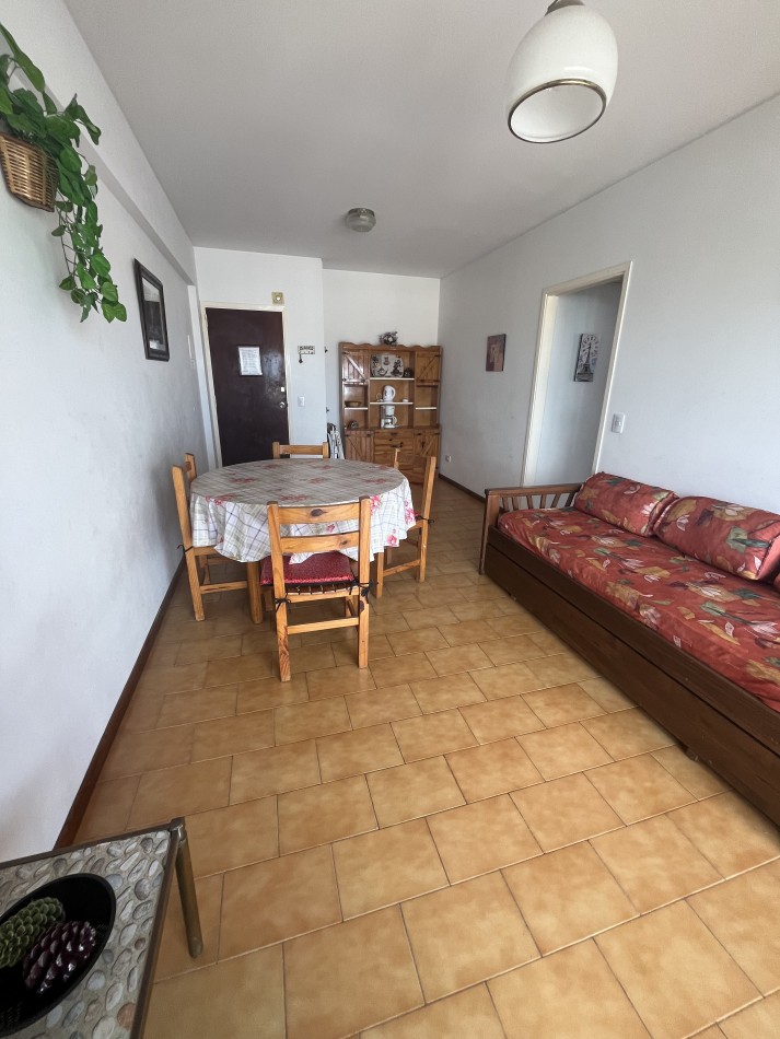 Departamento En Venta En Mar De Ajo Con Gas Natural Instalado Habitacion Con Vista Al Mar Amplio Balcon Al Frente Con Vista Al Mar Excelente Estado General Construccion De Calidad
