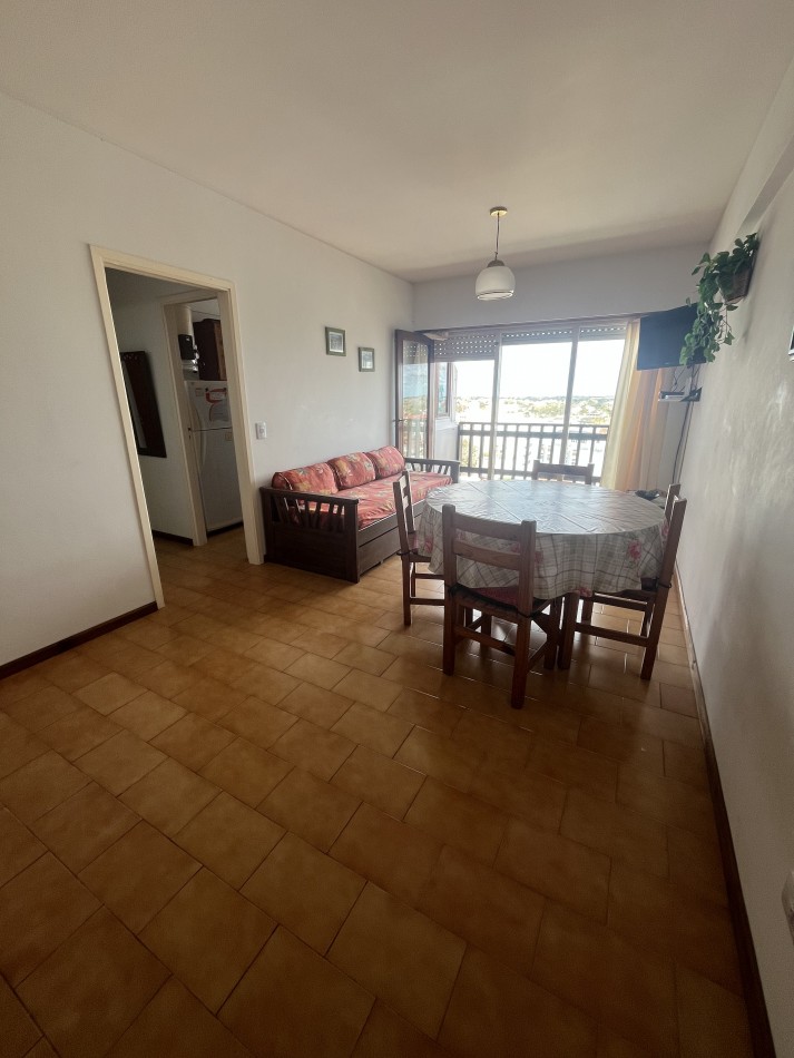 Departamento En Venta En Mar De Ajo Con Gas Natural Instalado Habitacion Con Vista Al Mar Amplio Balcon Al Frente Con Vista Al Mar Excelente Estado General Construccion De Calidad