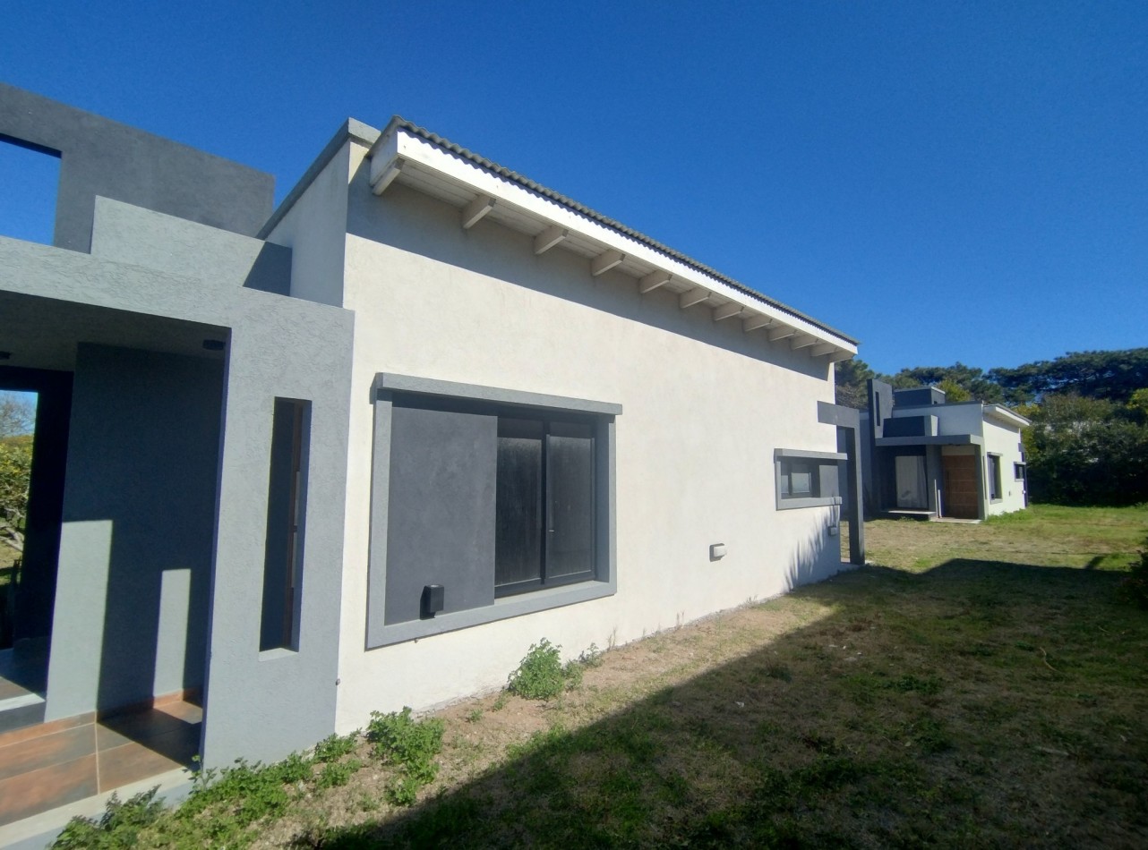 Ph Tipo Casa 2 Habitaciones Todo Planta Baja A Estrenar Frente Al Mar Patio Con Parrilla Entrada Vehicular Financiacion Directa