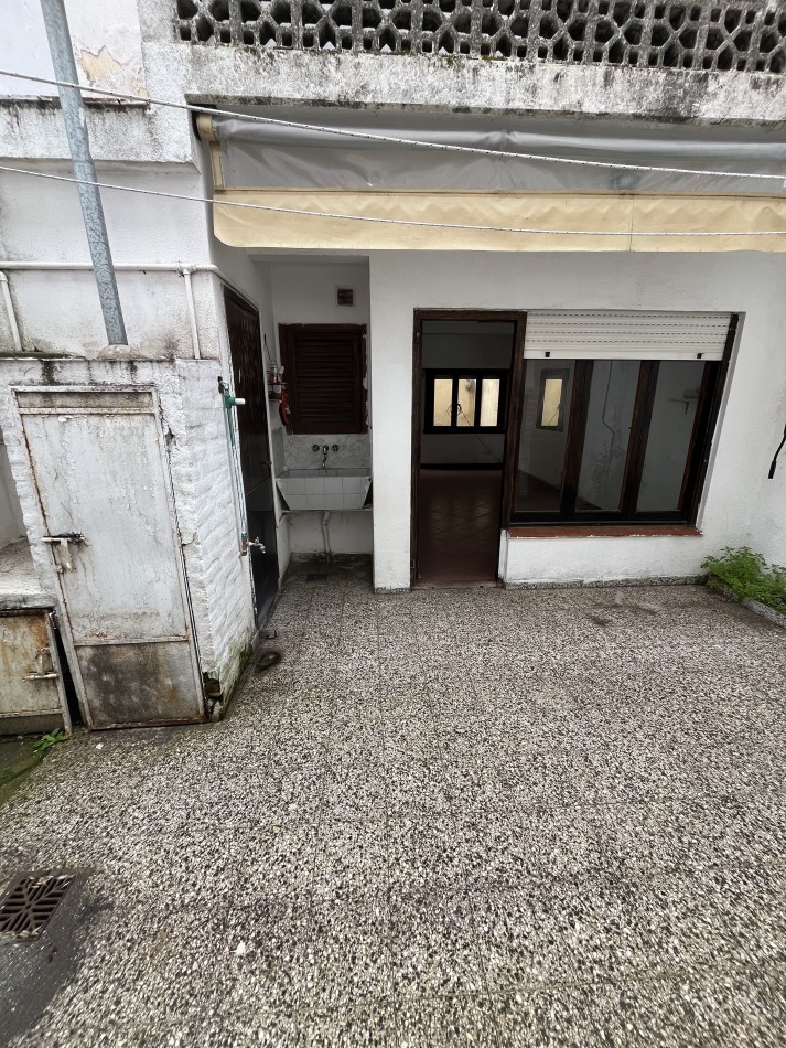 Duplex En Venta En Mar De Ajo Al Lado De Coto Pleno Centro A 200mts Del Mar 1 Cuadra De La Peatonal Gas Natural