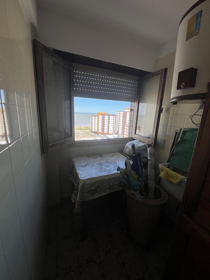 Departamento En Venta En Mar De Ajo Todos Los Ambientes Miran Al Mar 10piso Cocina Con Lavadero