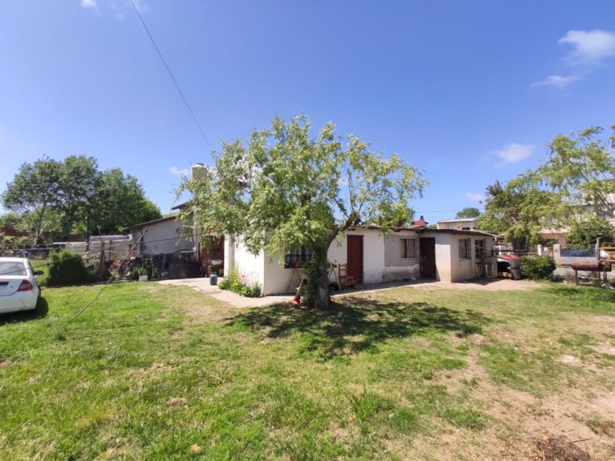 CASA CON LOTE PROPIO A LA VENTA EN MAR DE AJO SOBRE ASFALTO 2 DORMITORIOS LOTE DE 422MTS