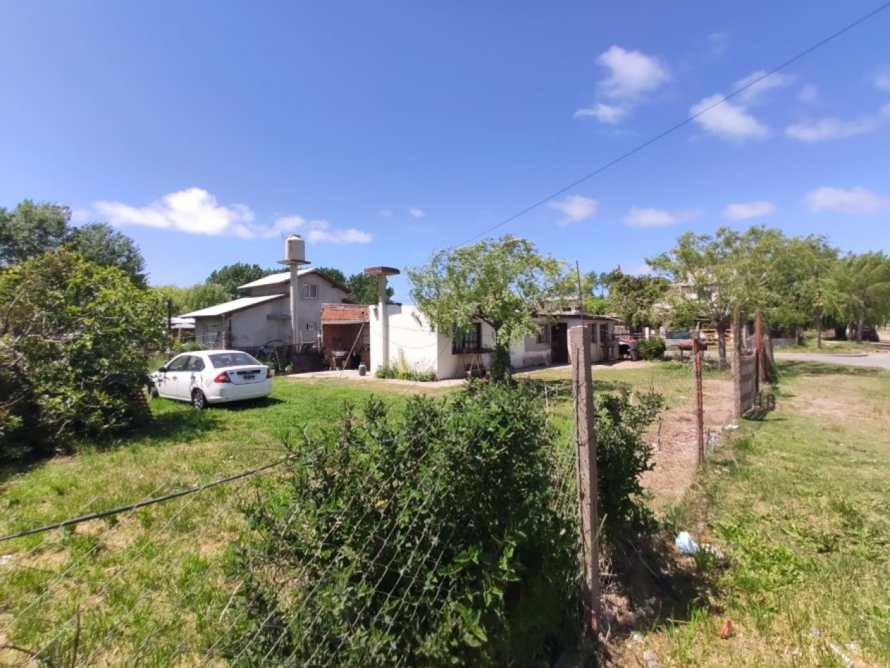 CASA CON LOTE PROPIO A LA VENTA EN MAR DE AJO SOBRE ASFALTO 2 DORMITORIOS LOTE DE 422MTS
