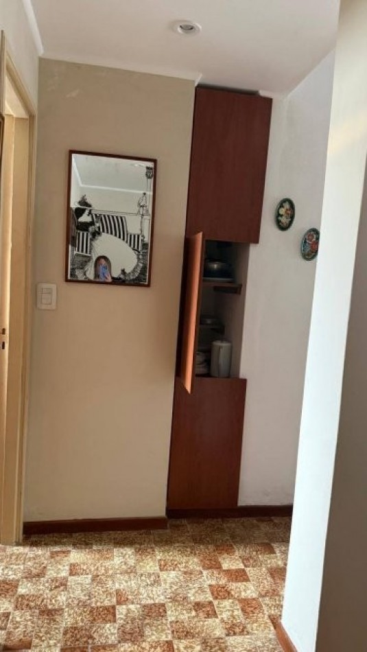 DEPARTAMENTO EN VENTA EN MAR DE AJO 2 AMBIENTES SIN EXPENSAS PRIMER PISO CERCA DEL MAR