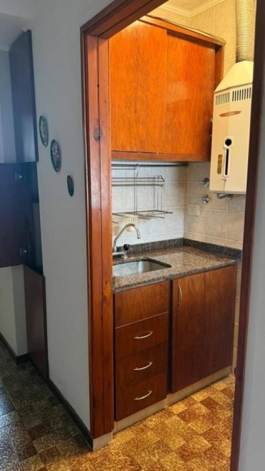 DEPARTAMENTO EN VENTA EN MAR DE AJO 2 AMBIENTES SIN EXPENSAS PRIMER PISO CERCA DEL MAR