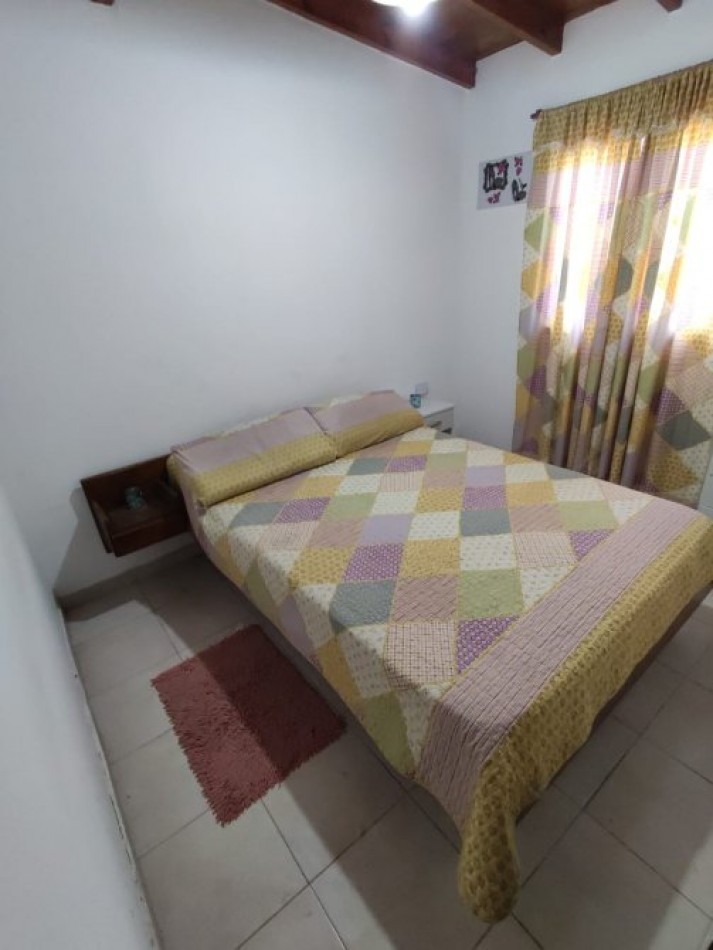 DUPLEX EN VENTA EN MAR DE AJO A 150MTS DEL MAR MUY BUEN ESTADO GENERAL 