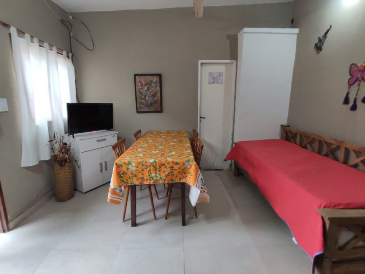 DUPLEX EN VENTA EN MAR DE AJO A 150MTS DEL MAR MUY BUEN ESTADO GENERAL 