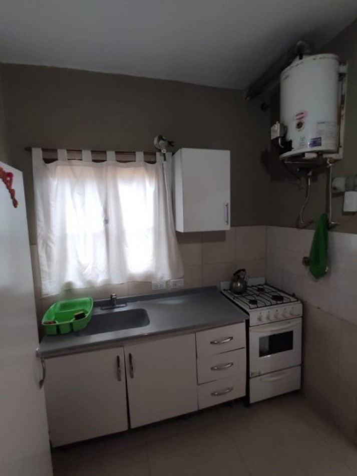 DUPLEX EN VENTA EN MAR DE AJO A 150MTS DEL MAR MUY BUEN ESTADO GENERAL 