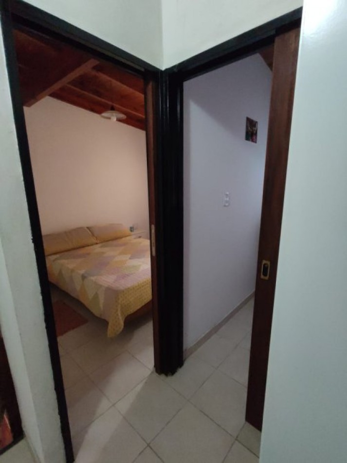 DUPLEX EN VENTA EN MAR DE AJO A 150MTS DEL MAR MUY BUEN ESTADO GENERAL 