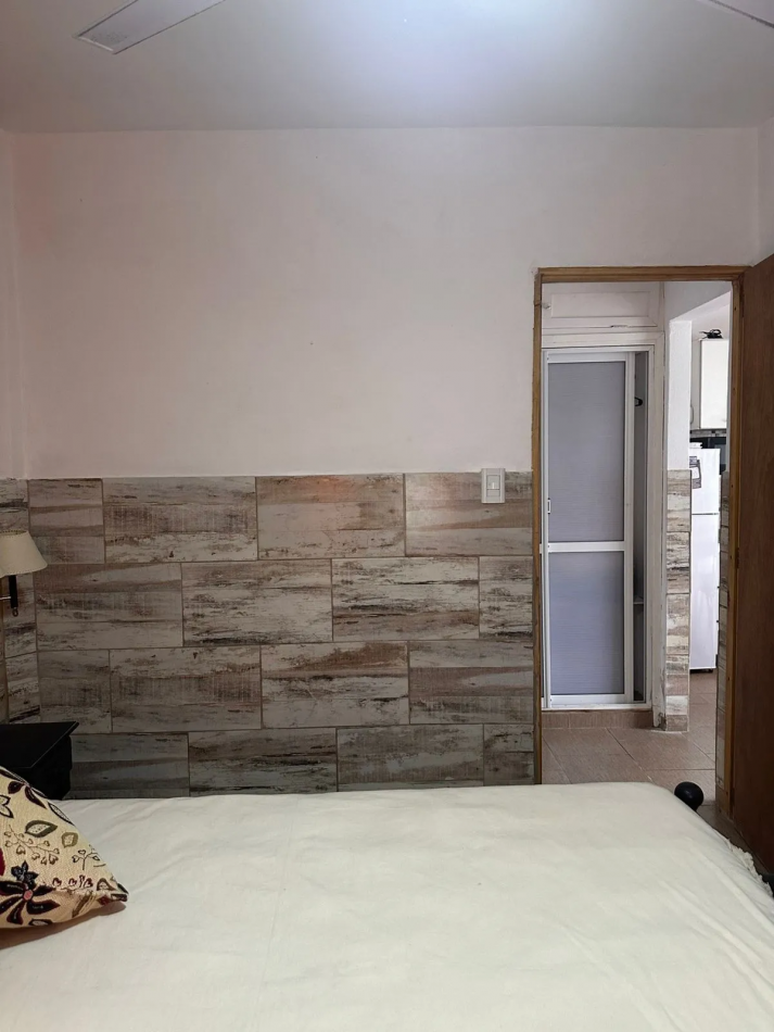 DEPARTAMENTO EN VENTA EN MAR DE AJO A PASOS DEL MAR EXCELENTE ESTADO 