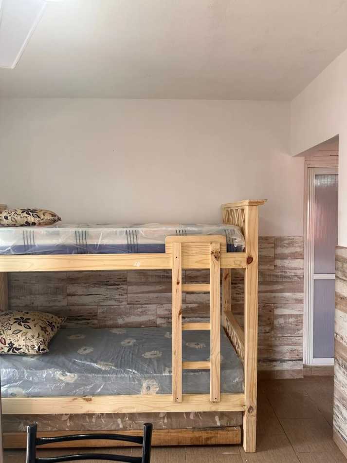 DEPARTAMENTO EN VENTA EN MAR DE AJO A PASOS DEL MAR EXCELENTE ESTADO 