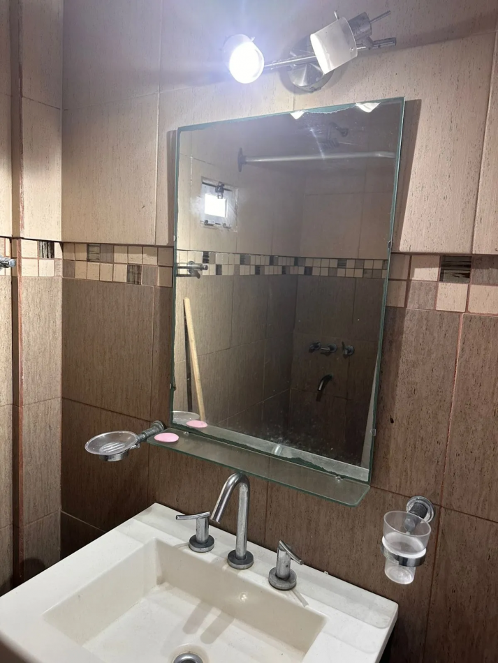 DEPARTAMENTO EN VENTA EN MAR DE AJO A PASOS DEL MAR EXCELENTE ESTADO 