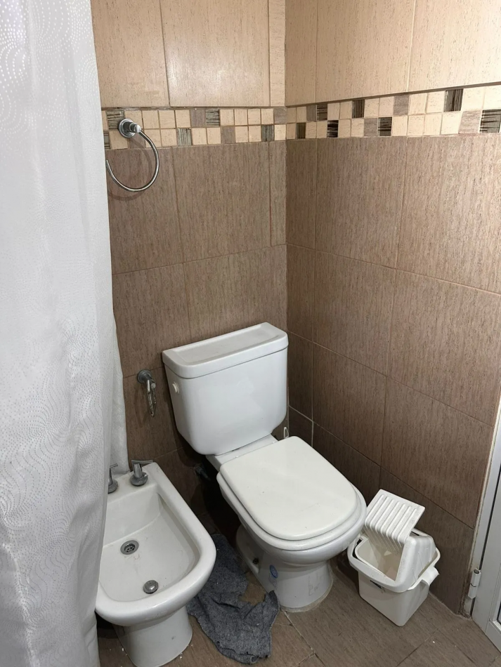 DEPARTAMENTO EN VENTA EN MAR DE AJO A PASOS DEL MAR EXCELENTE ESTADO 
