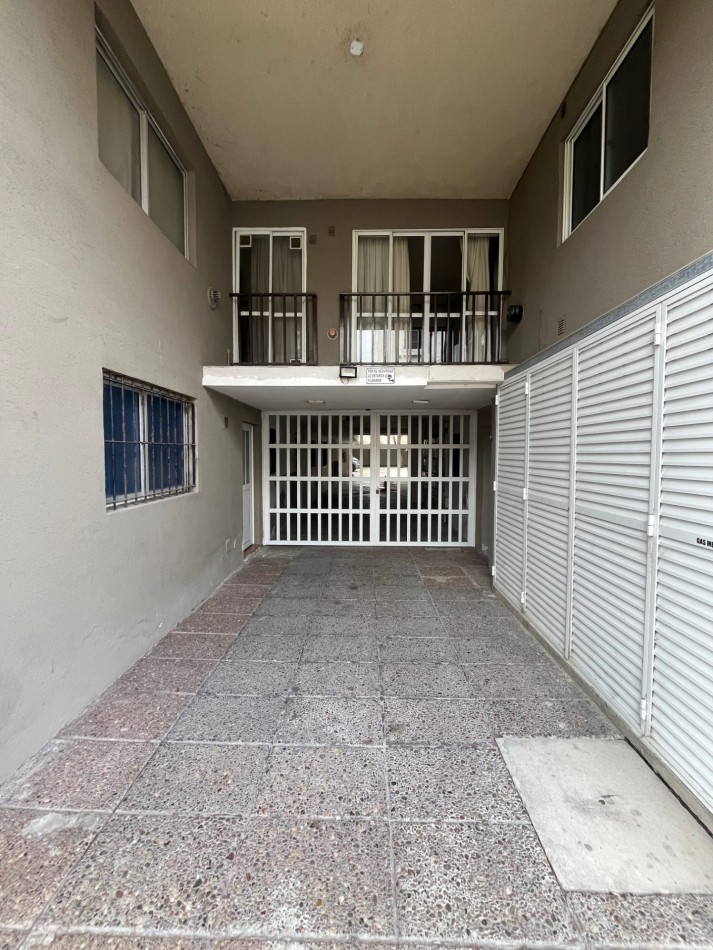 DEPARTAMENTO EN VENTA EN MAR DE AJO CENTRO CON GAS NATURAL A LA VUELTA DE COTO