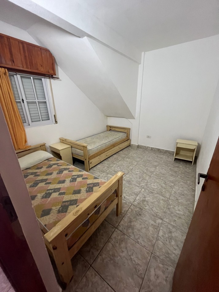 DEPARTAMENTO EN VENTA EN MAR DE AJO 3 AMBIENTES PRIMER PISO EXCELENTE ESTADO