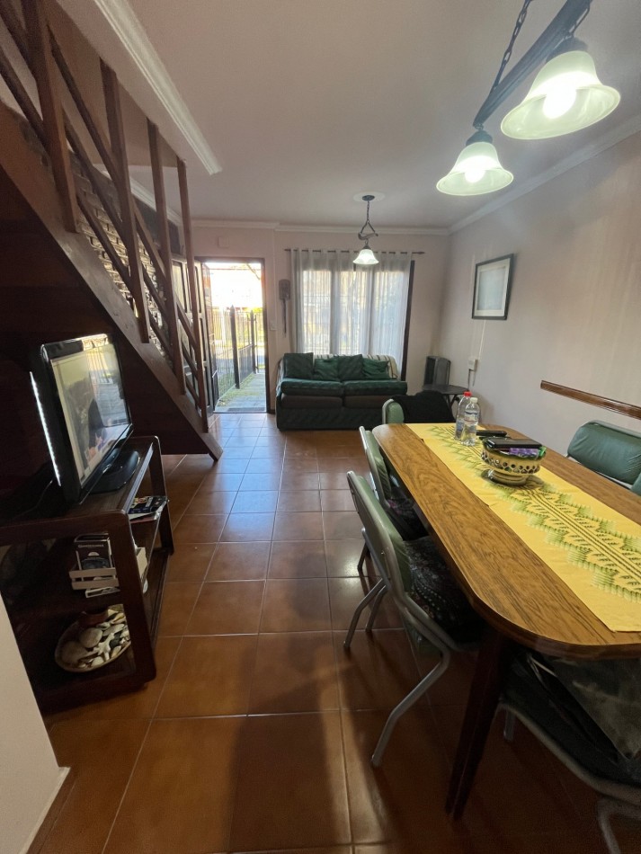 DUPLEX EN MAR DE AJO CON GAS NATURAL AL FRENTE PATIO CON PARRILLA