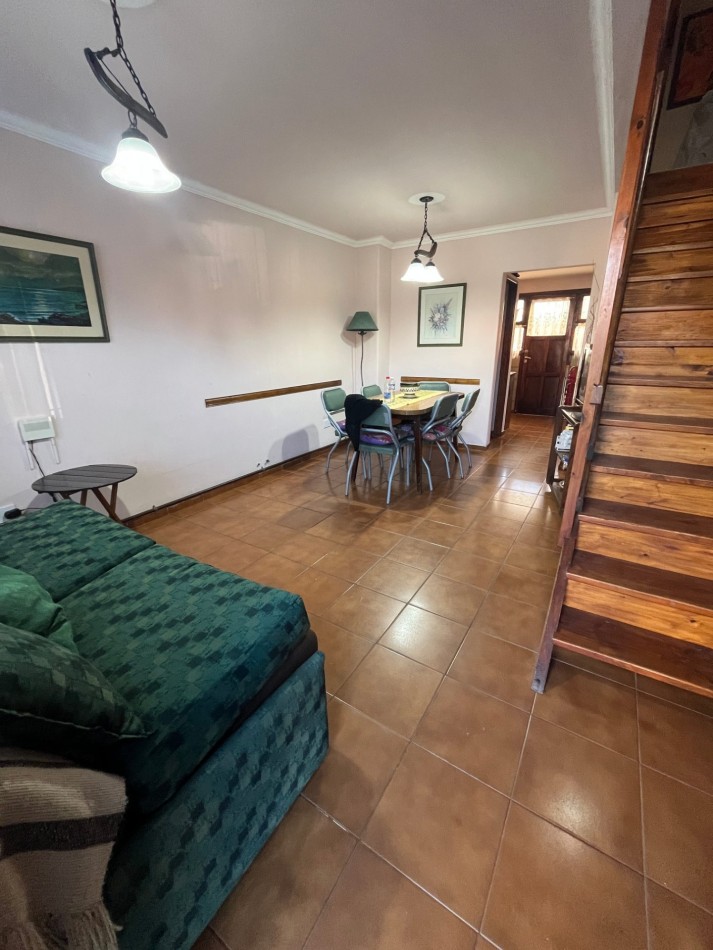 DUPLEX EN MAR DE AJO CON GAS NATURAL AL FRENTE PATIO CON PARRILLA