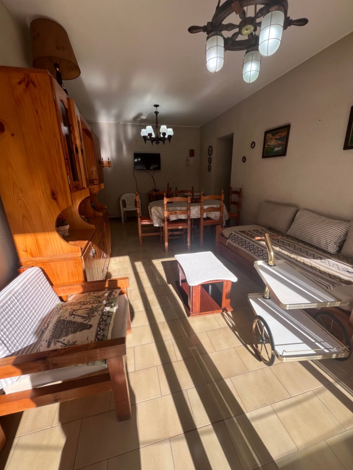 DEPARTAMENTO FRENTE AL MAR EN VENTA EN MAR DE AJO 3 AMBIENTES CON GAS NATURAL