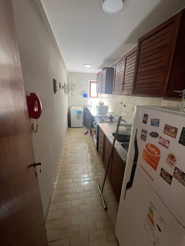 DEPARTAMENTO FRENTE AL MAR EN VENTA EN MAR DE AJO 3 AMBIENTES CON GAS NATURAL