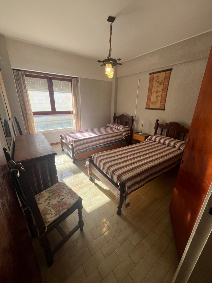 DEPARTAMENTO FRENTE AL MAR EN VENTA EN MAR DE AJO 3 AMBIENTES CON GAS NATURAL