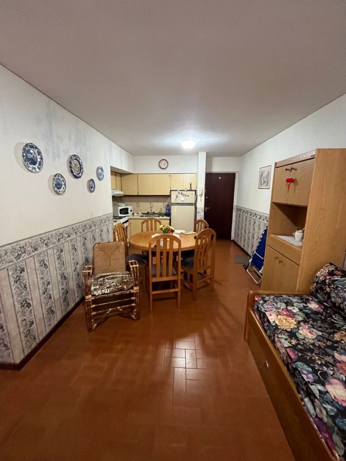 DEPARTAMENTO 2 AMBIENTES EN SAN BERNARDO CON COCHERA Y GAS NATURAL