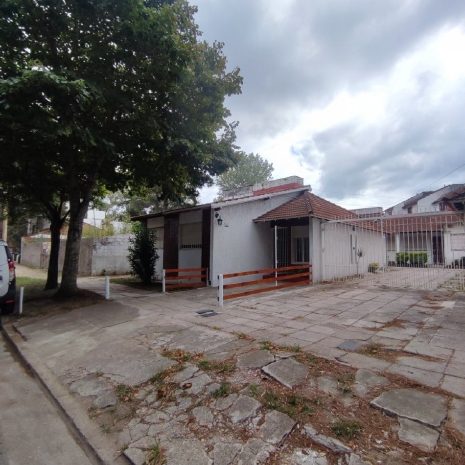 PH EN PLANTA BAJA EN VENTA EN SAN BERNARDO CON GAS NATURAL