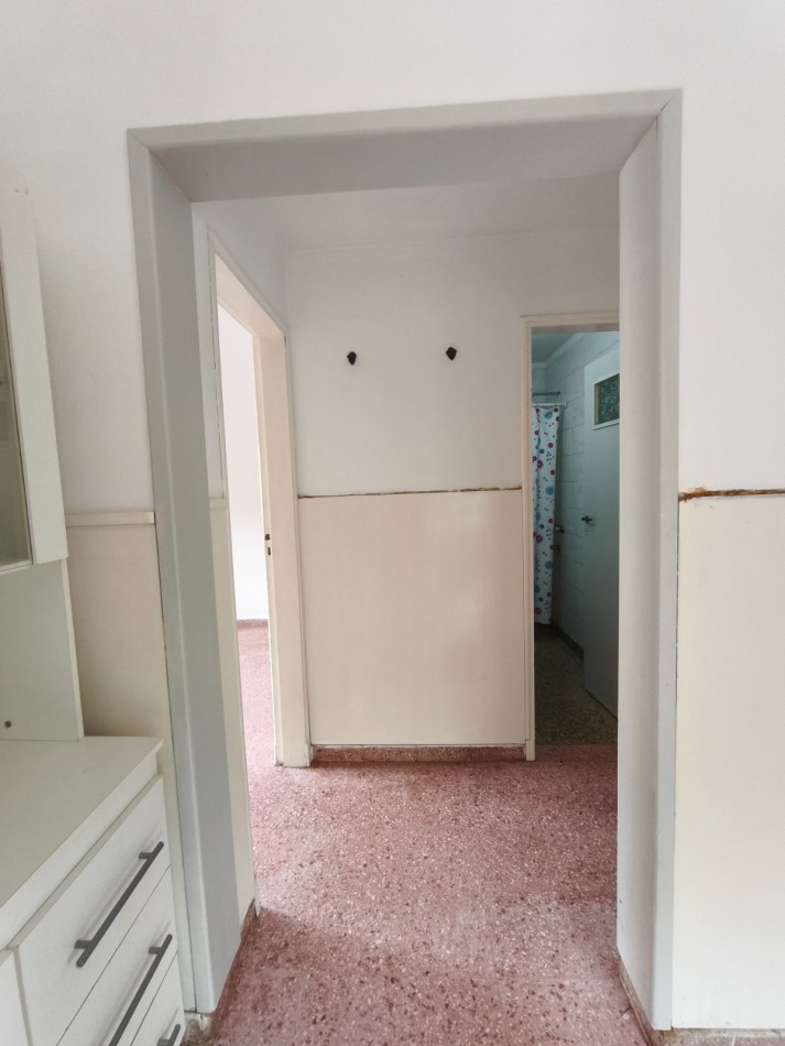 CASA EN VENTA EN MAR DE AJO PLANTA BAJA CON GAS NATURAL Y COCHERA