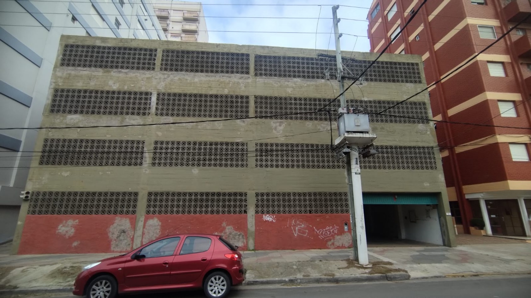 DEPARTAMENTO 2 AMBIENTES EN SAN BERNARDO CON COCHERA Y GAS NATURAL