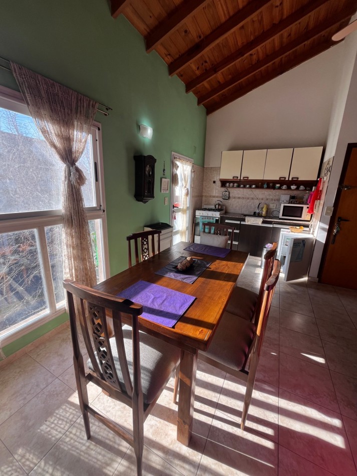 DEPARTAMENTO 2 AMBIENTES EN VENTA EN MAR DE AJO CON GAS NATURAL A LA CALLE