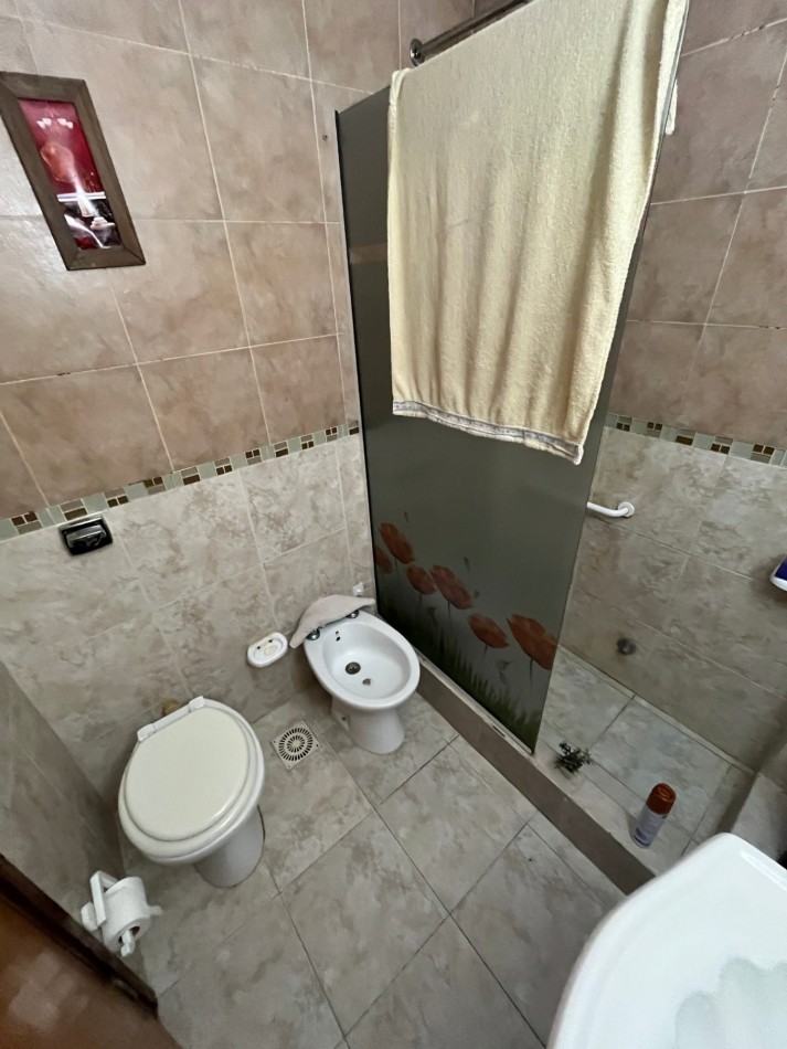 DEPARTAMENTO 2 AMBIENTES EN VENTA EN MAR DE AJO CON GAS NATURAL A LA CALLE