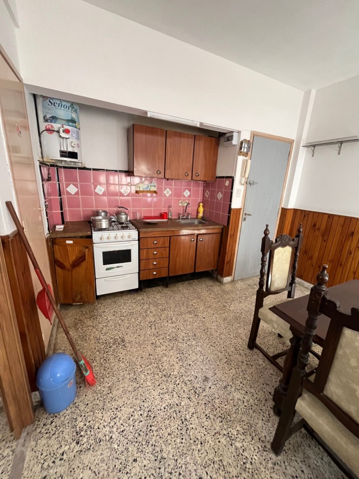 DEPARTAMENTO 3 AMBIENTES EN VENTA EN MAR DE AJO CON VISTA AL MAR SOBRE LA PEATONAL
