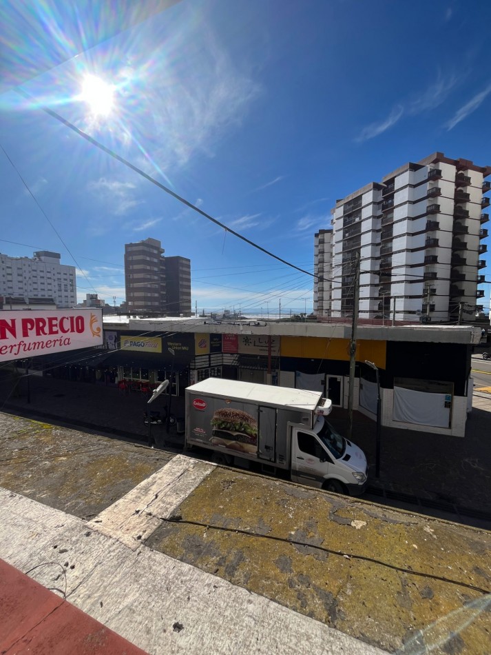 DEPARTAMENTO 3 AMBIENTES EN VENTA EN MAR DE AJO CON VISTA AL MAR SOBRE LA PEATONAL