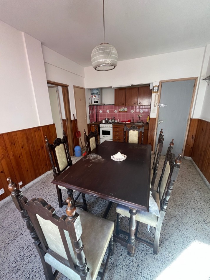 DEPARTAMENTO 3 AMBIENTES EN VENTA EN MAR DE AJO CON VISTA AL MAR SOBRE LA PEATONAL